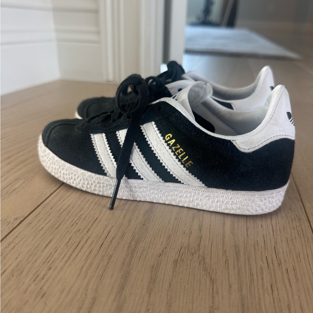 Adidas Gazelle Sneakers (navy)
